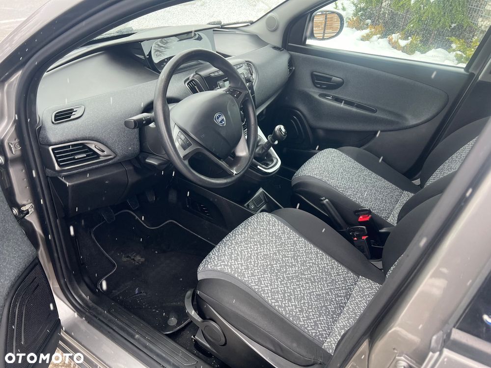 Lancia Ypsilon 1.2 8V Gold S&S EU6 - 9