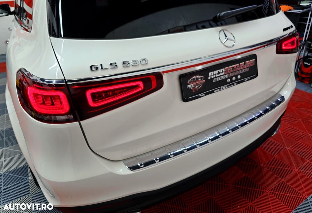 Mercedes-Benz GLS - 16