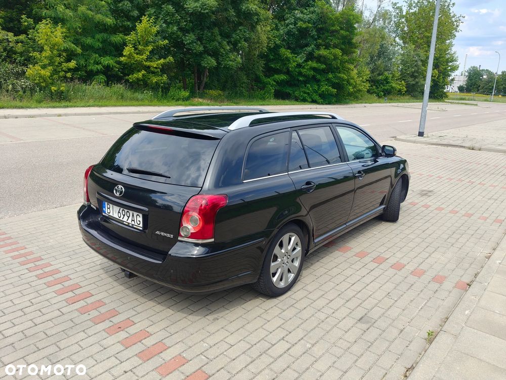 Toyota Avensis 2.0 VVT-i Prestige - 3
