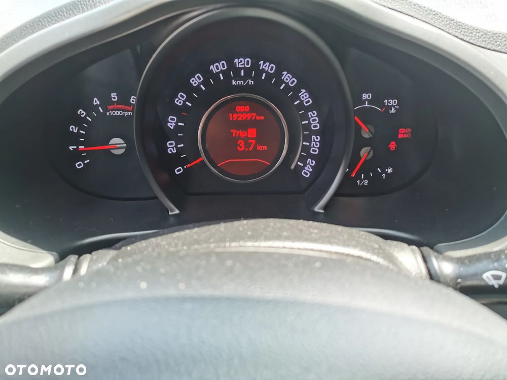 Kia Sportage 1.7 CRDI L 2WD - 21