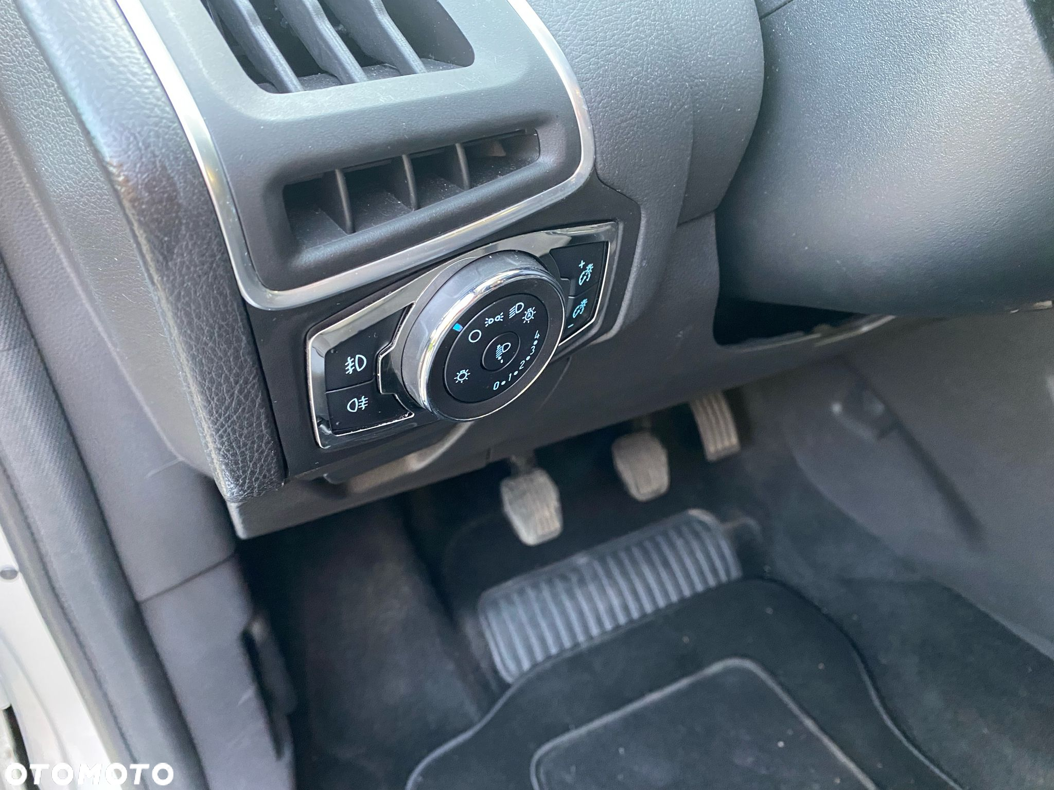 Ford Focus 1.6 TDCi DPF Start-Stopp-System Trend - 9