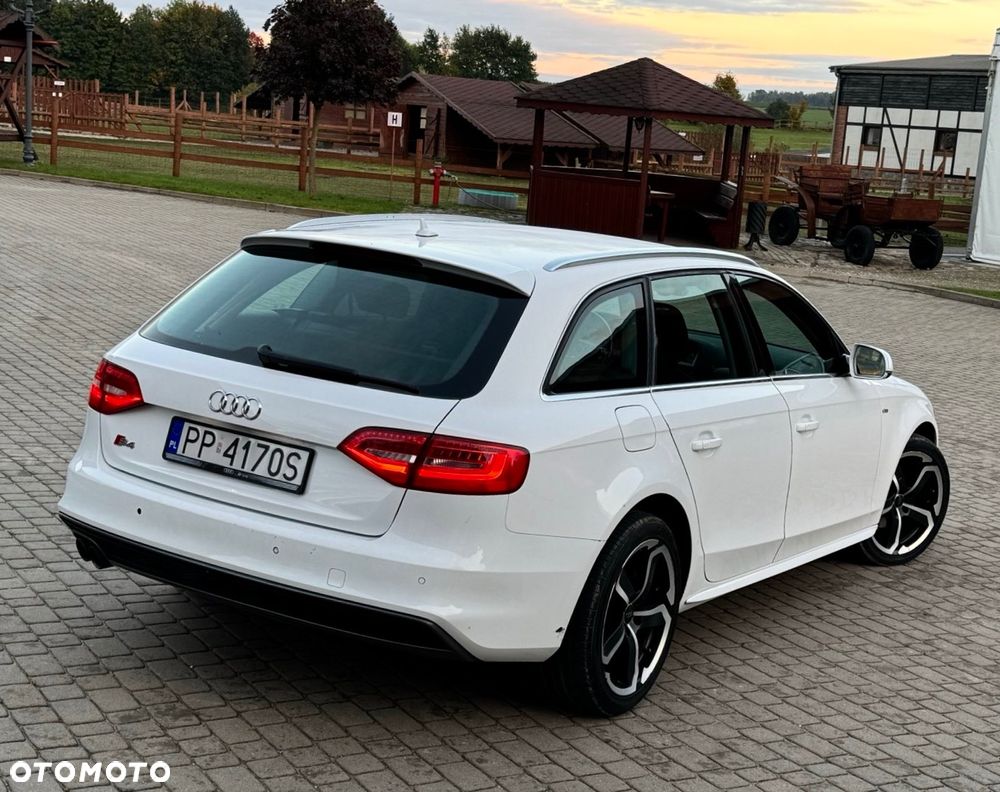 Audi A4 - 4