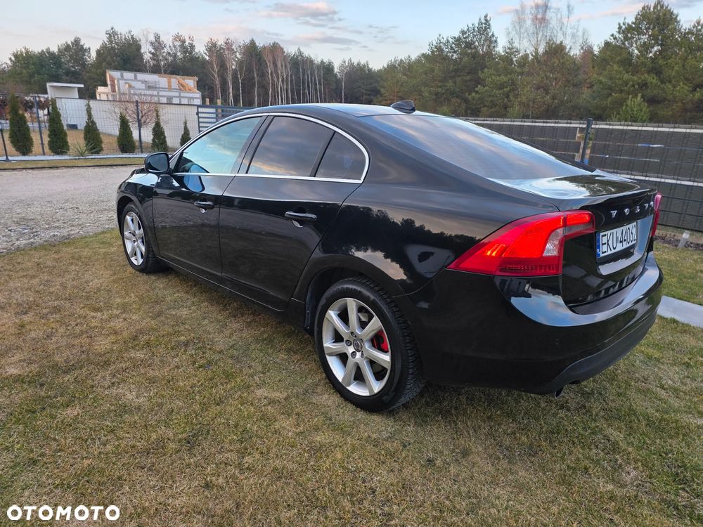 Volvo S60 D2 Drive-E Summum - 4