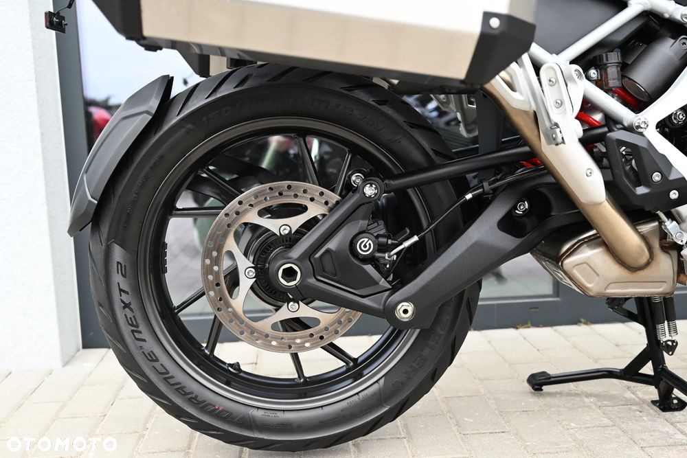 Triumph Tiger - 37