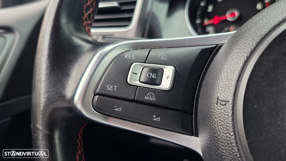 VW Golf 2.0 TSi GTi DSG Performance - 23