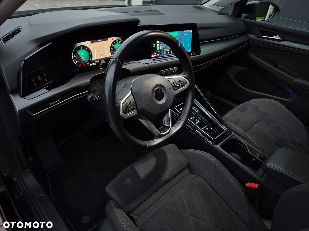 Volkswagen Golf Variant - 21