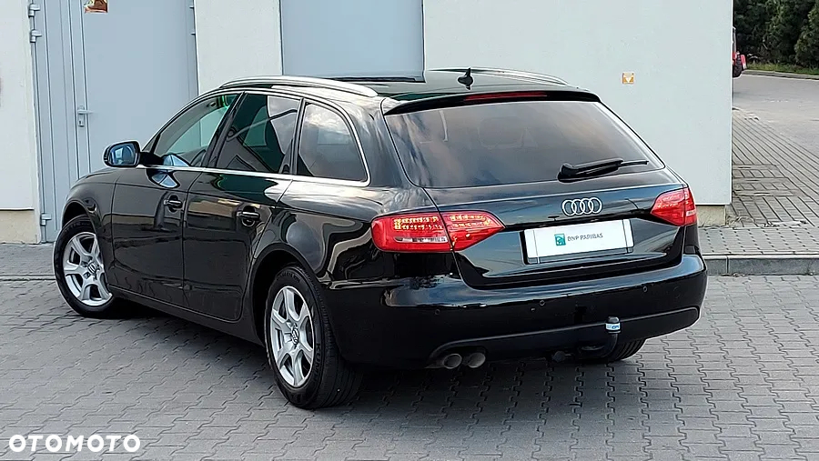 Audi A4 Avant 2.0 TDI DPF Ambition - 4