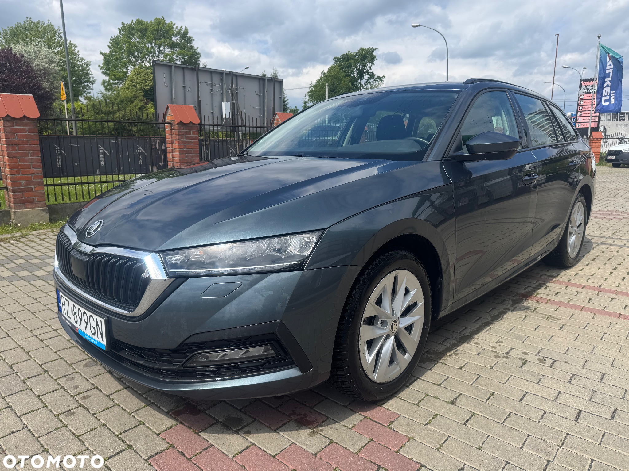 Skoda Octavia 2.0 TDI Style DSG - 2
