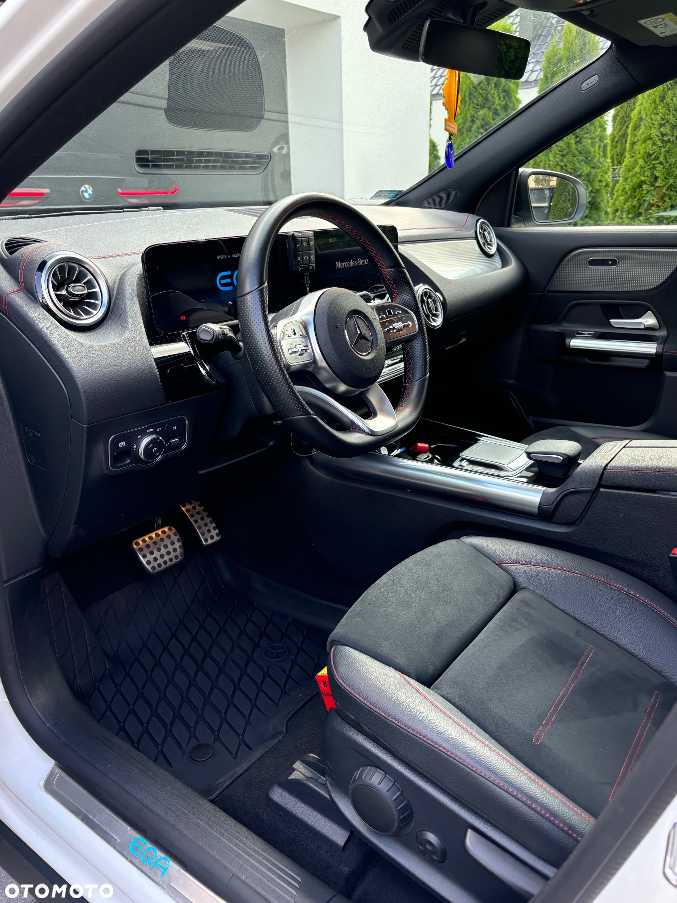 Mercedes-Benz EQA - 11
