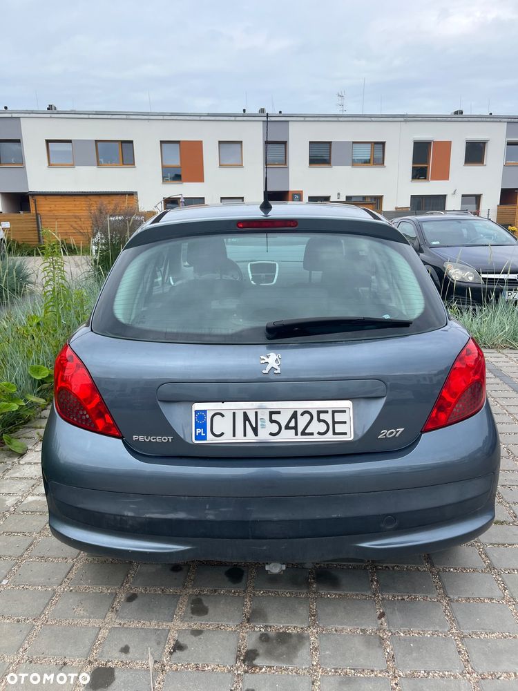 Peugeot 207 1.4 HDi Presence - 3