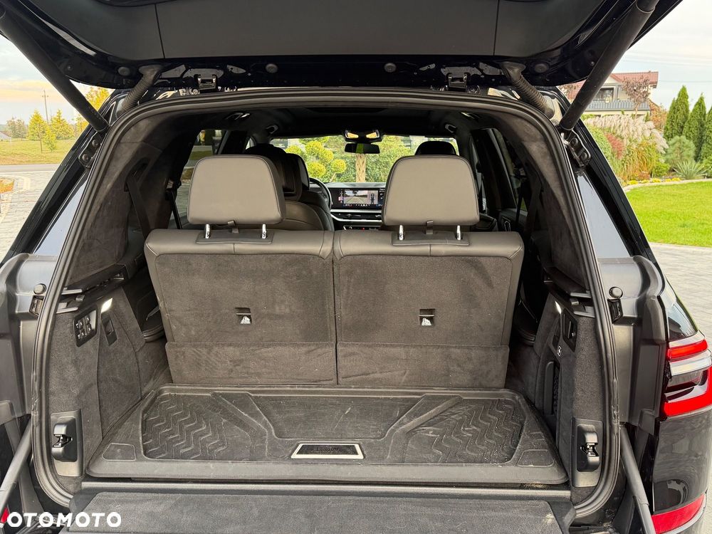 BMW X7 xDrive40d mHEV M Sport sport - 36