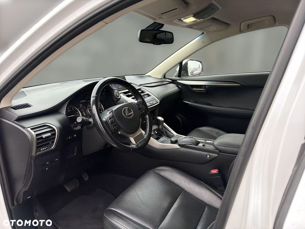 Lexus NX 200t Comfort AWD - 11