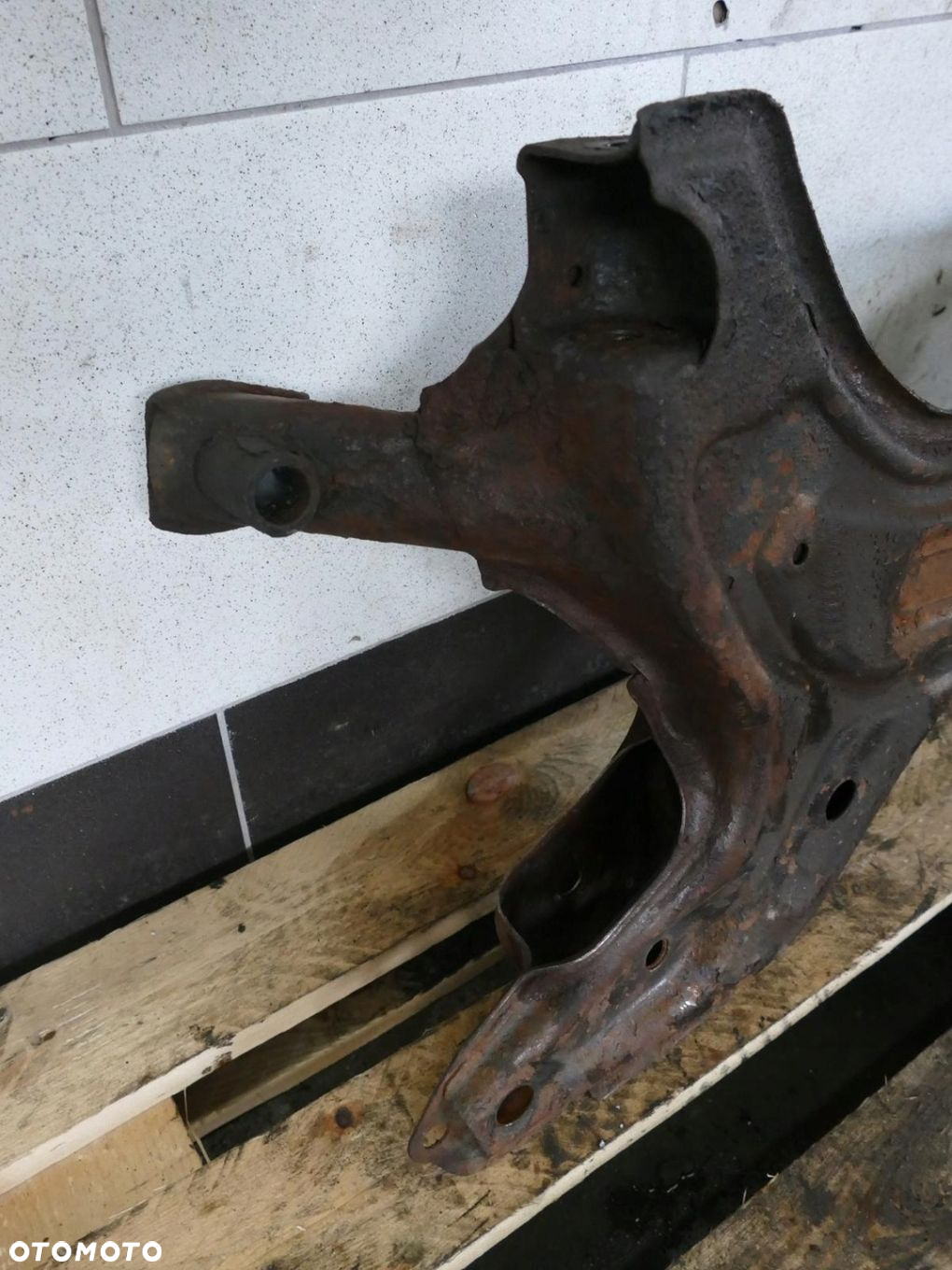 TOYOTA RAV4 II LIFT 2.0 D4D SANKI WÓZEK KOŁYSKA BELKA PRZÓD - 8