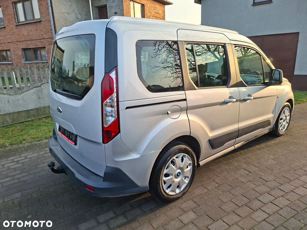 Ford Tourneo Connect 1.6 TDCi Start-Stop Ambiente - 21