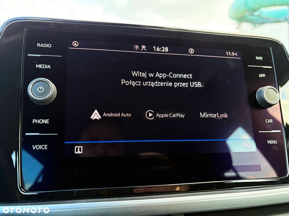 Volkswagen T-Roc 1.5 TSI OPF Life - 32