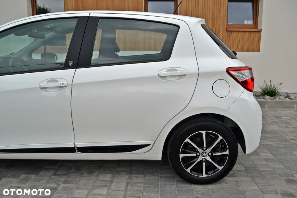 Toyota Yaris - 8
