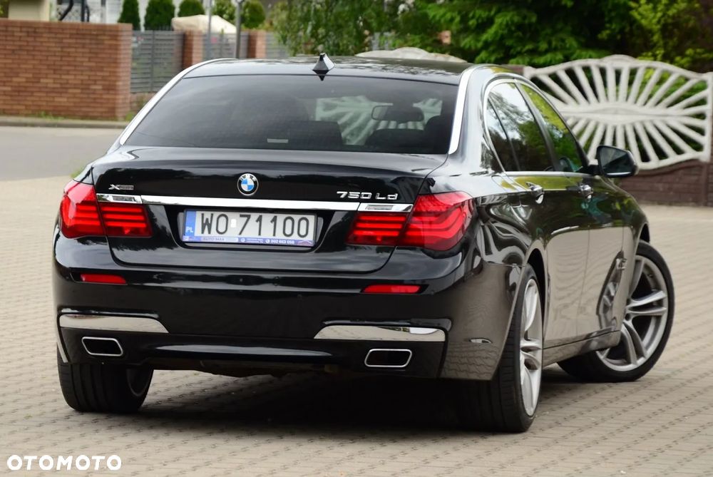 BMW Seria 7 750Ld xDrive - 11