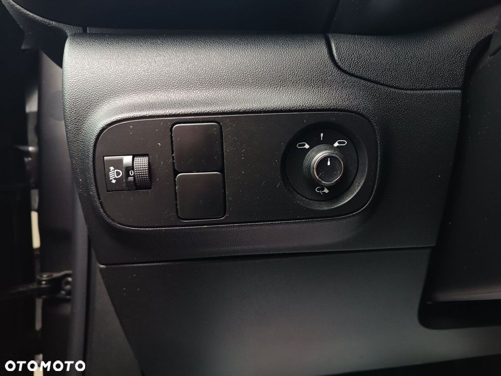 Citroën C3 1.2 PureTech Max EAT6 - 24