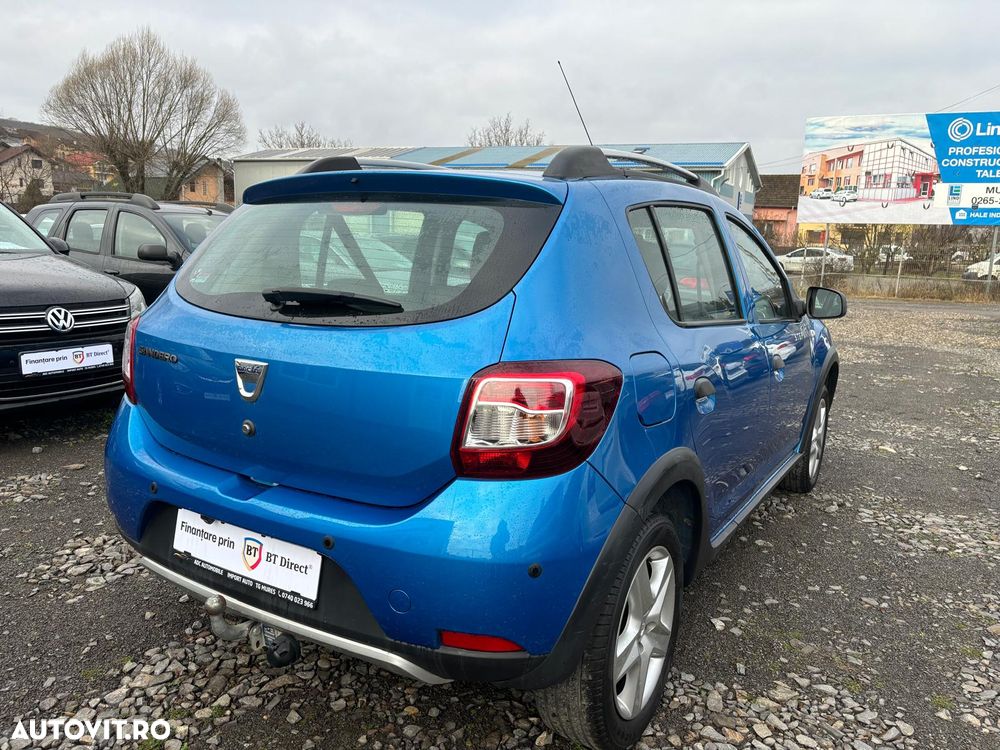 Dacia Sandero 0.9 90CP Stepway - 3