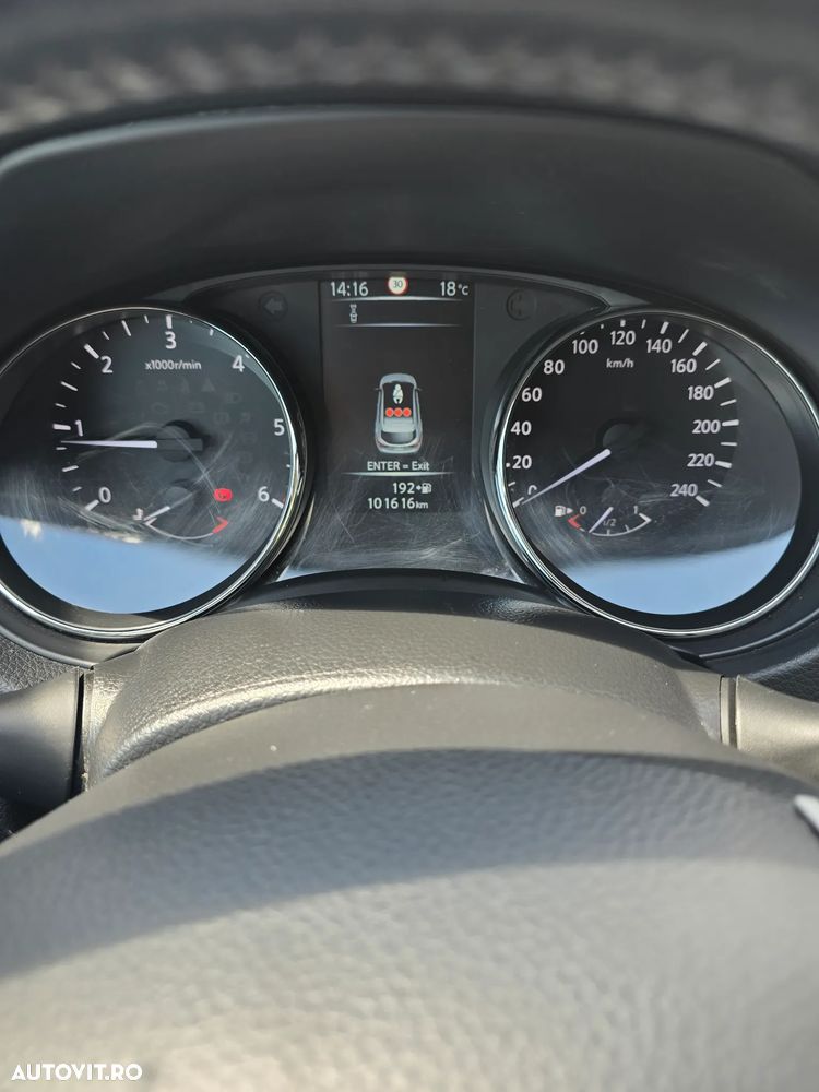 Nissan Qashqai 1.6 DCI Start/Stop 4X4-i Tekna - 3