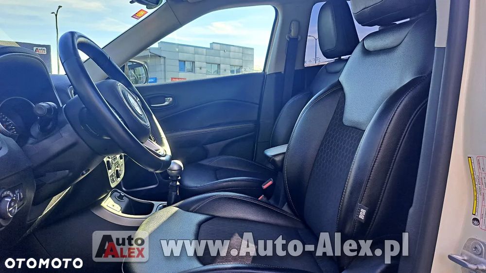 Jeep Compass 1.4 TMair Longitude FWD S&S - 24
