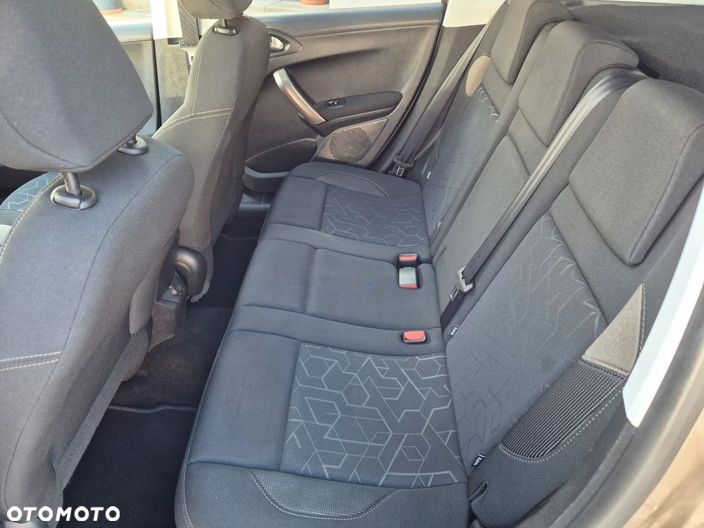 Peugeot 2008 1.4 HDi Access - 8