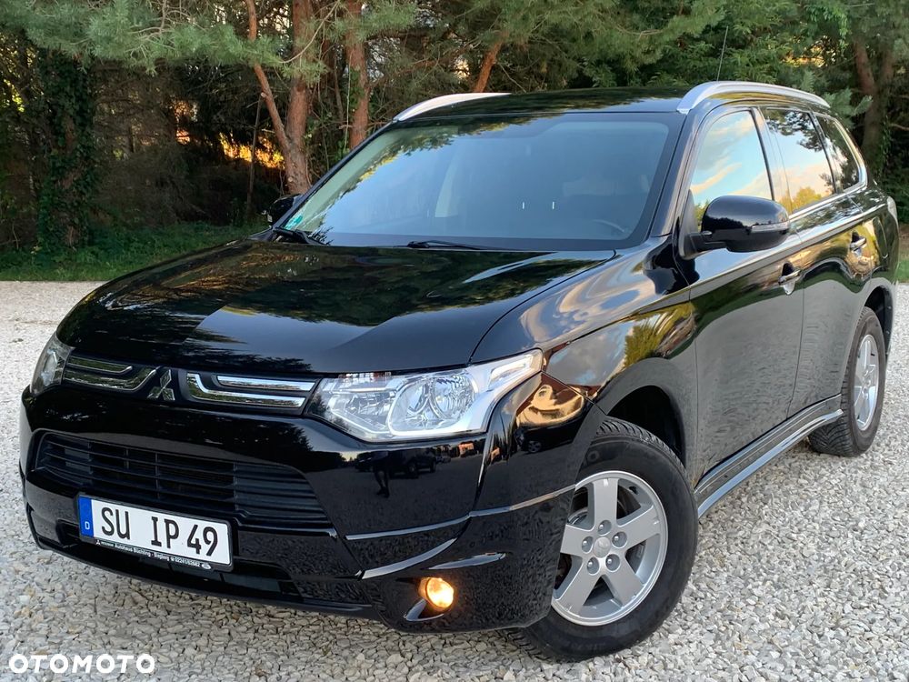 Mitsubishi Outlander - 3