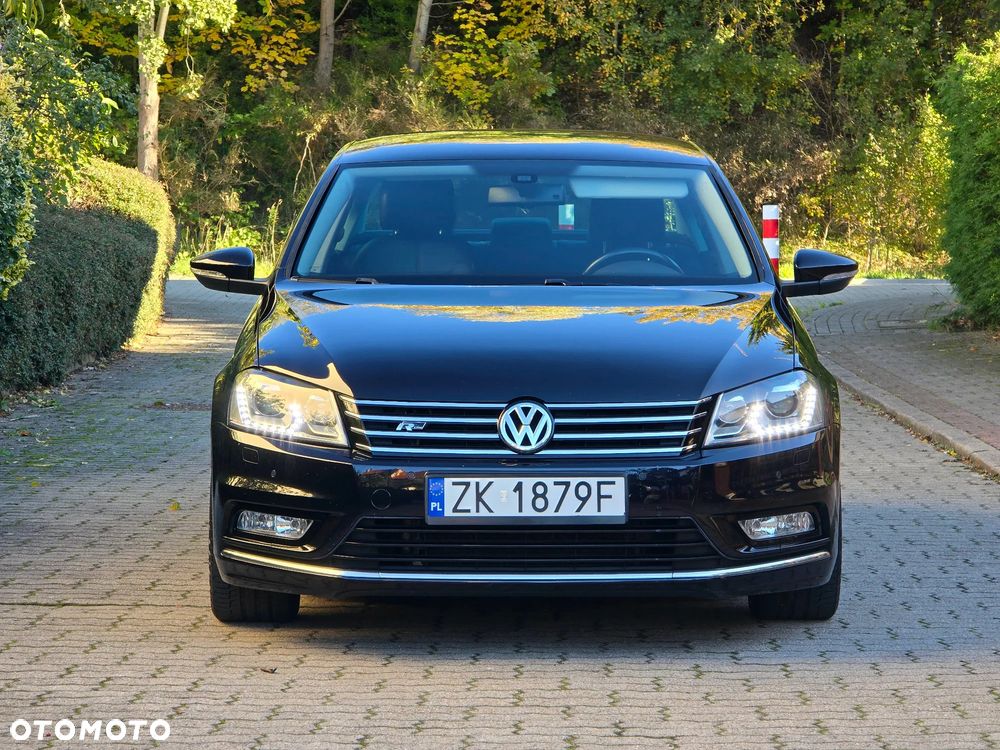Volkswagen Passat 2.0 TDI Highline DSG - 2