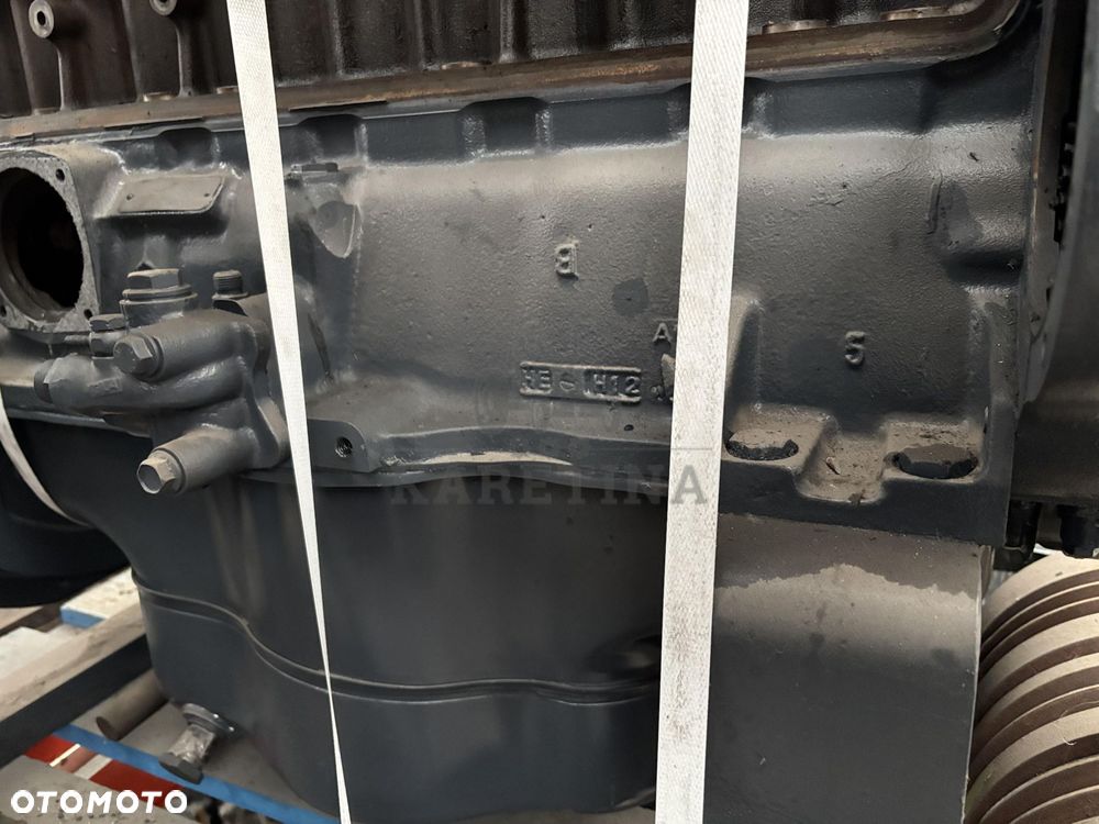 Mercedes OM 352 OM 352 5,7 L Silnik Blok Pokrywa CZĘŚCI 3520150201 3621880102 - 5