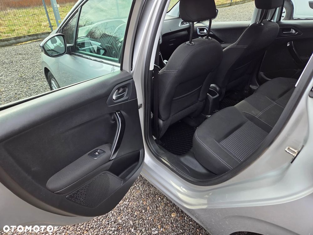 Peugeot 208 PureTech 110 Stop & Start Active - 18