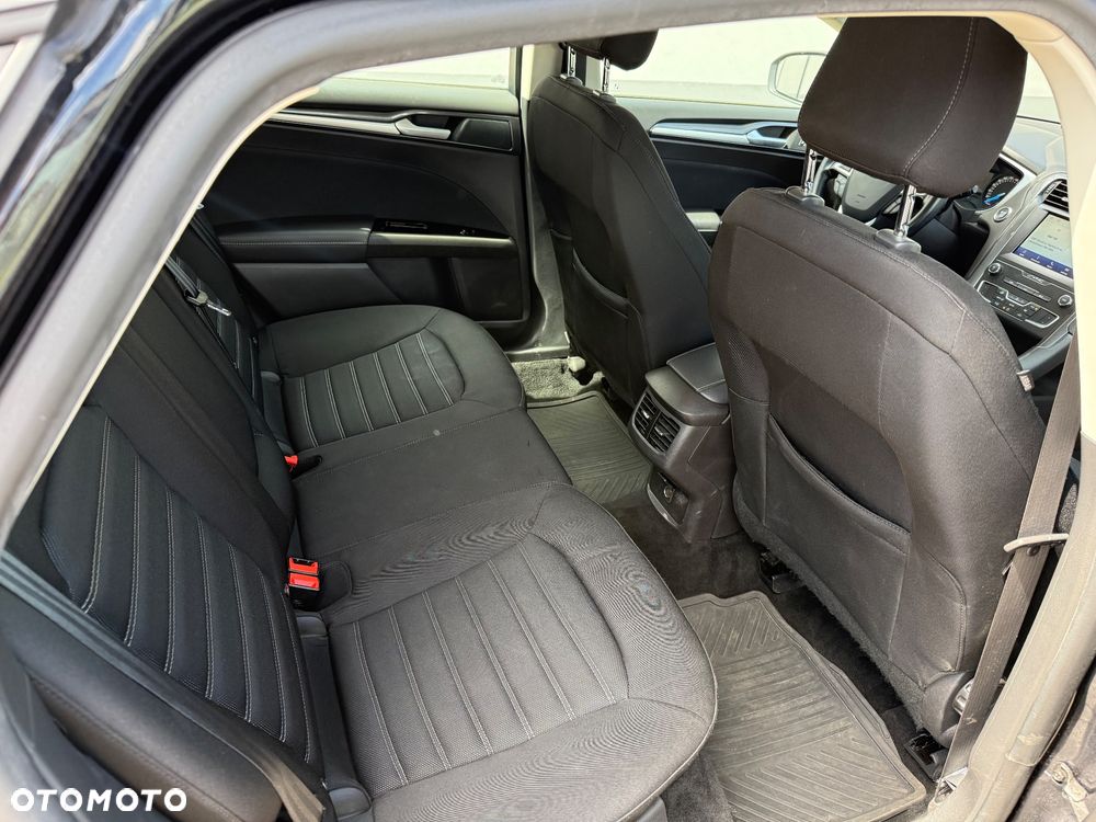 Ford Mondeo 2.0 TDCi Titanium PowerShift - 10