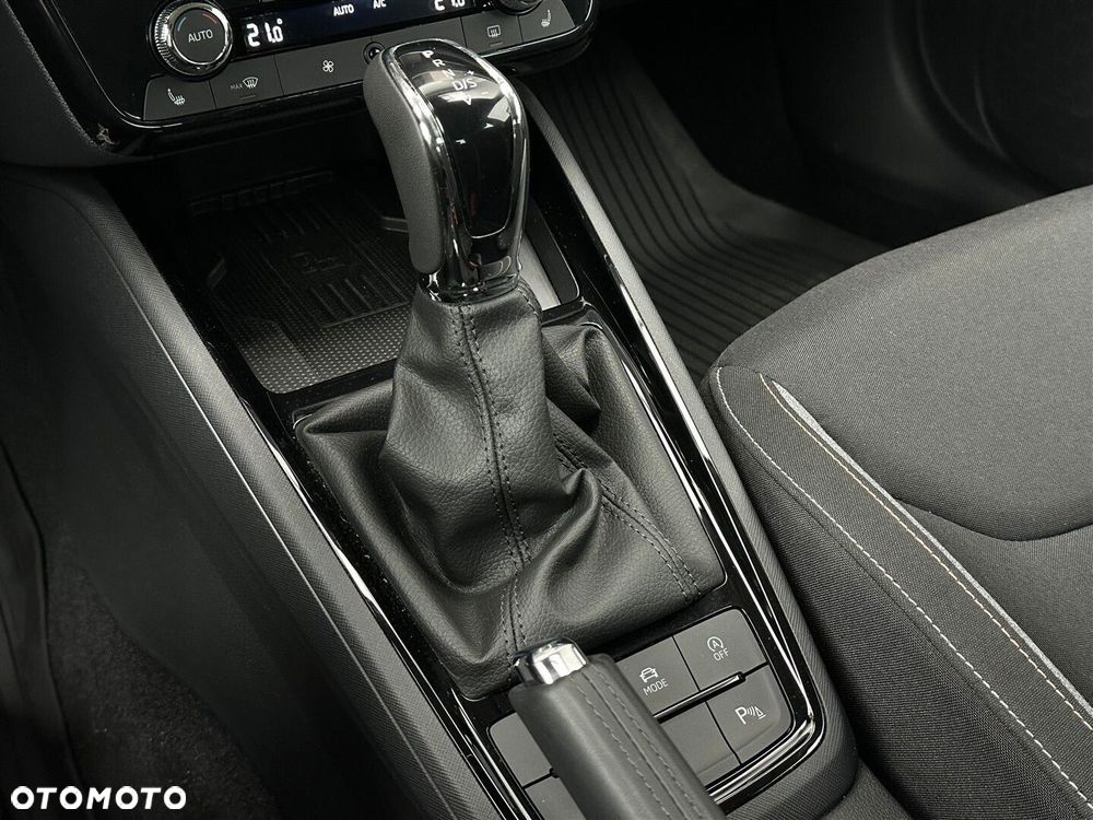 Skoda Kamiq 1.5 TSI Selection DSG - 21