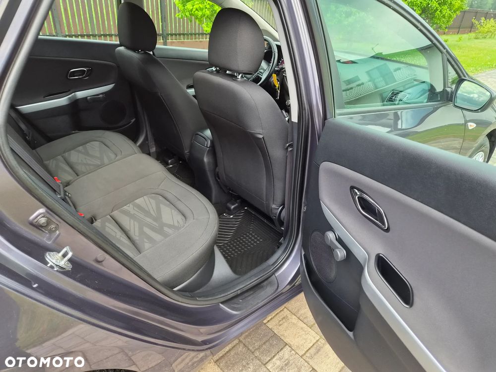 Kia Ceed 1.6 CRDi L - 13