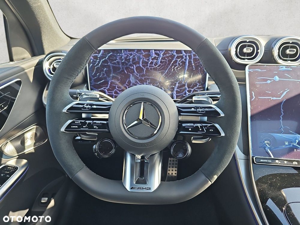 Mercedes-Benz GLC - 14