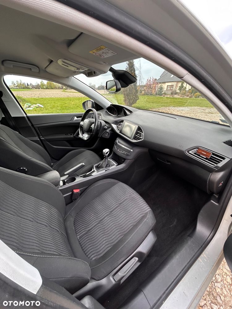 Peugeot 308 1.6 BlueHDi Active S&S - 11