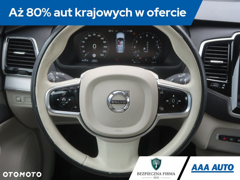 Volvo XC 90 - 21