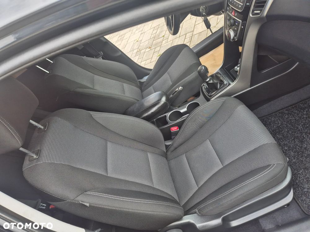 Hyundai i30 1.4 Style - 23