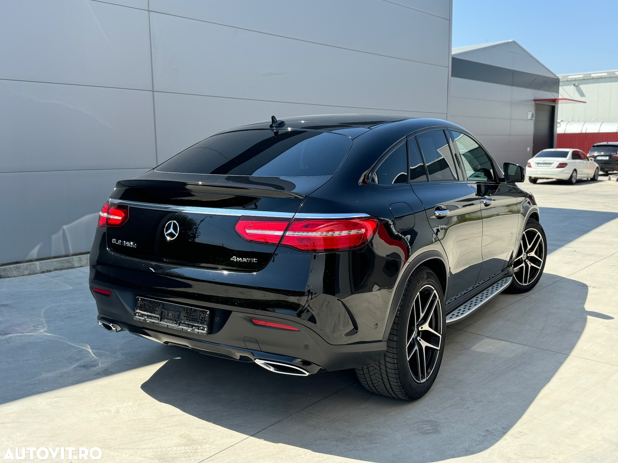Mercedes-Benz GLE Coupe 350 d 4Matic 9G-TRONIC AMG Line - 4