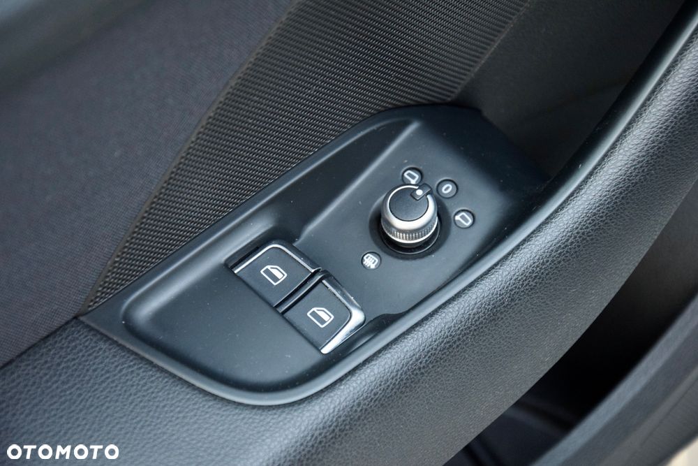 Audi A3 3-drzwiowe 1.4 TFSI Edycja Specjalna - 17