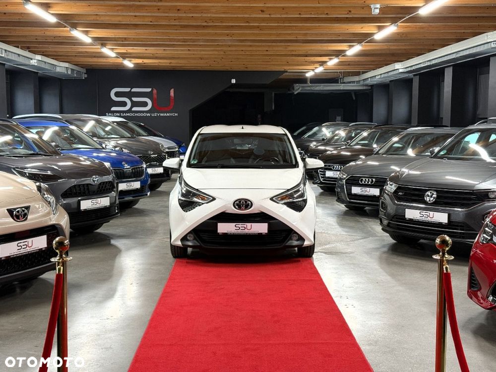 Toyota Aygo x-play connect - 6
