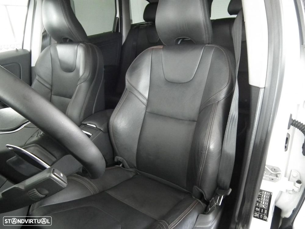 Volvo XC 60 2.0 D3 Dynamic Edition Geartronic - 10