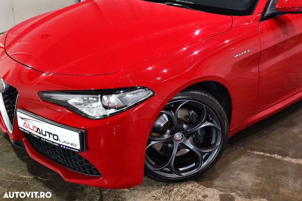 Alfa Romeo Giulia 2.2 AT8-Q4 Veloce - 33