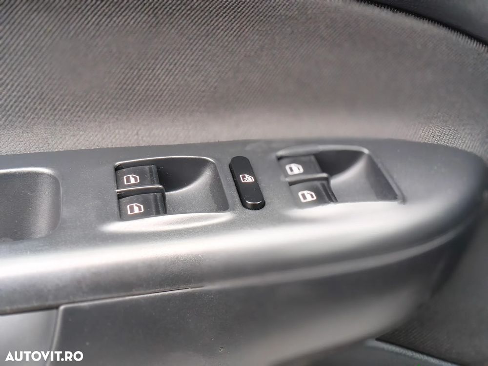 Skoda Octavia 1.6 TDI DPF DSG Classic - 34