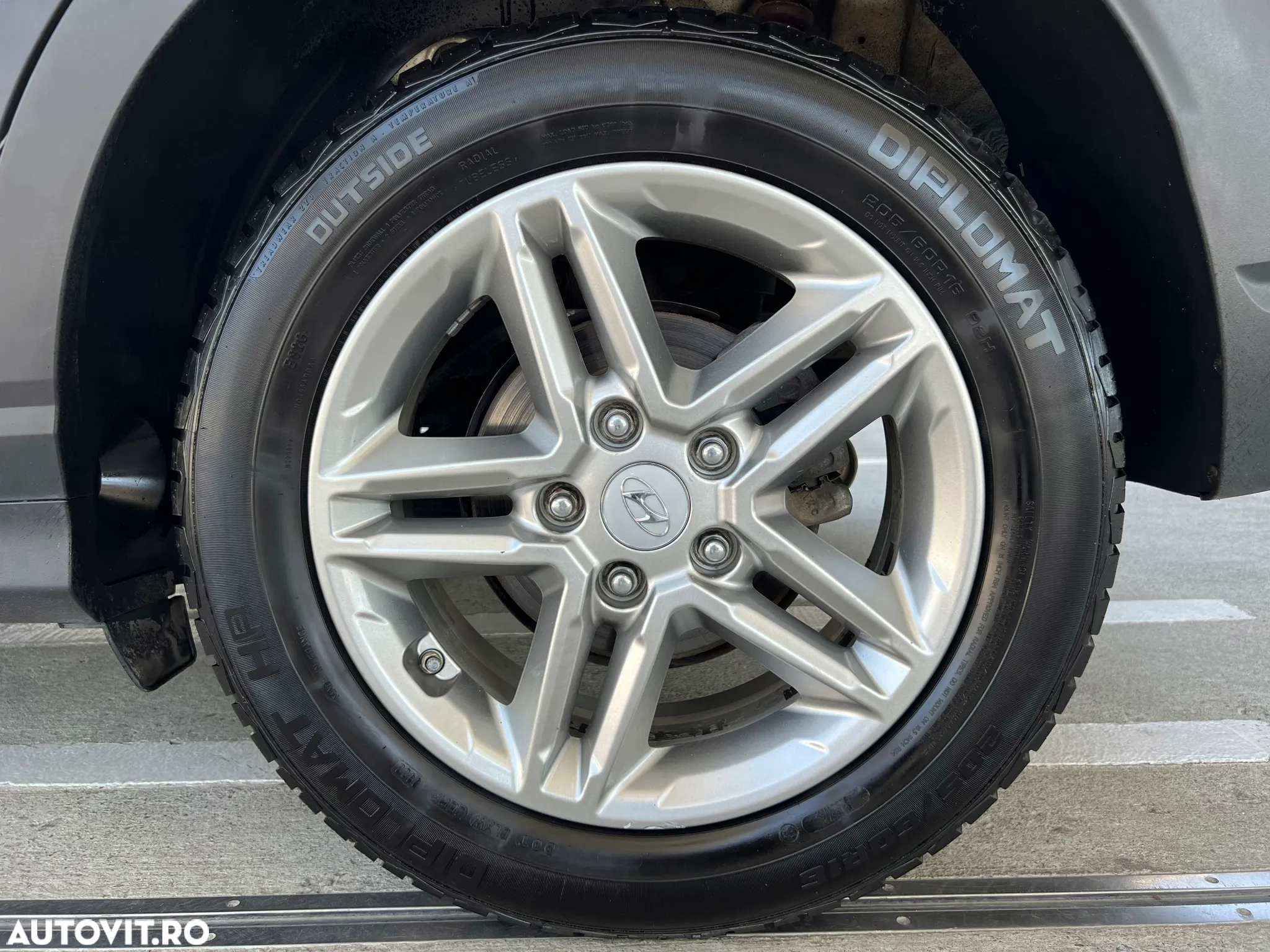 Hyundai KONA 1.0 T-GDI 120 CP 6MT 2WD Highway - 28