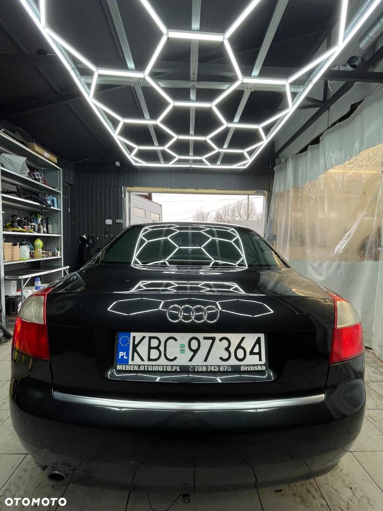Audi A4 Limousine - 9