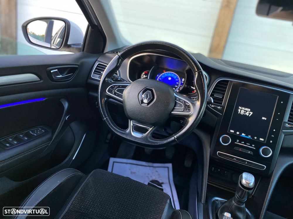 Renault Mégane Sport Tourer 1.5 dCi Dynamique S SS - 22