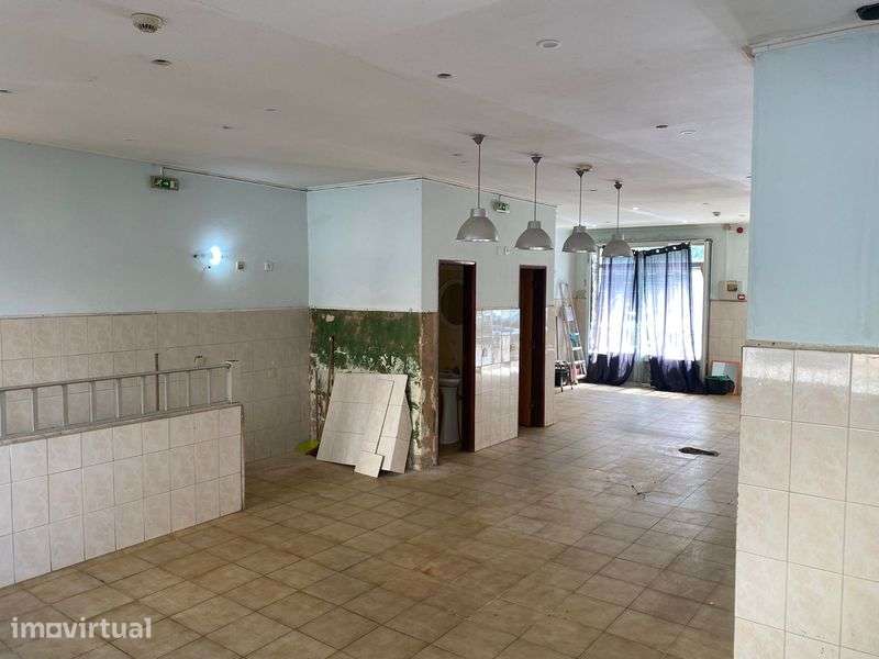 Loja para Arrendamento – Amora | 150 m² | Excelente Localização - Grande imagem: 4/10