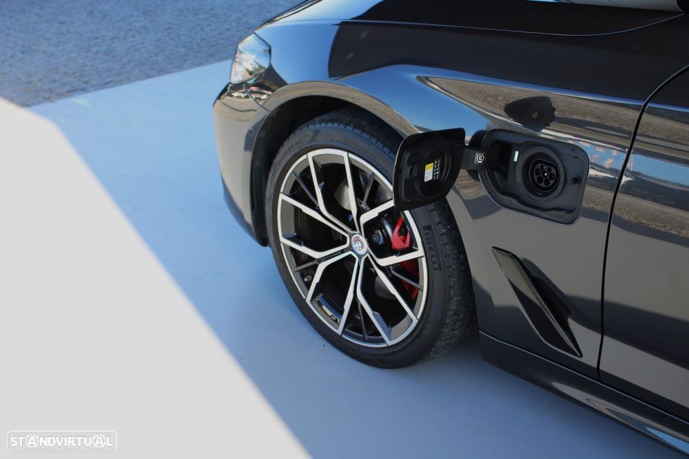 BMW 530 e Pack 50 anos M - 27