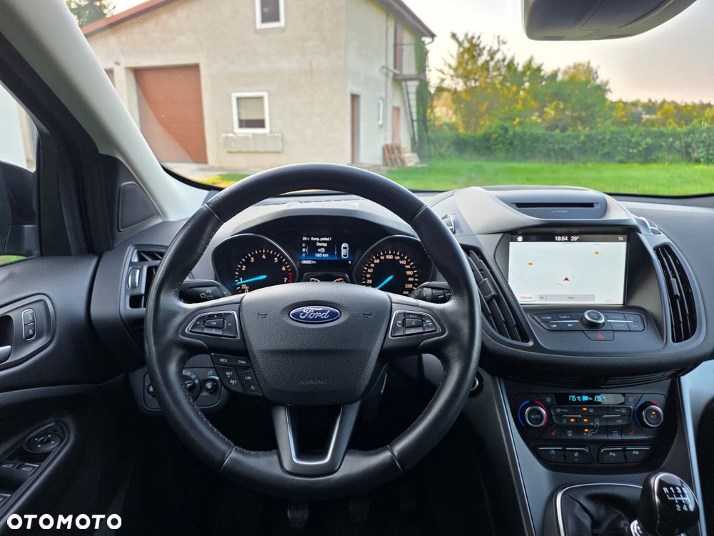 Ford Kuga 1.5 EcoBoost 2x4 Cool & Connect - 16