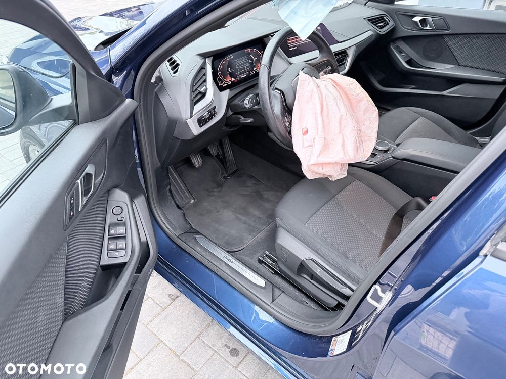 BMW Seria 1 118i GPF Sport Line - 6
